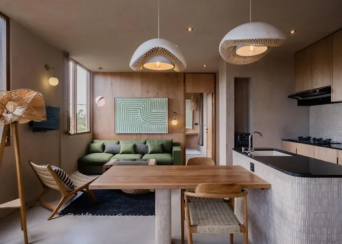 Sol & Terra By Alpha Ark Apartment